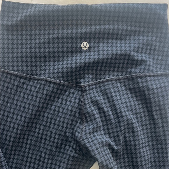 lululemon athletica Black Houndstooth High-Rise Leggings - Picture 2 of 3